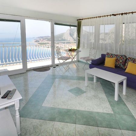 Apartamento Almissa Omiš Exterior foto